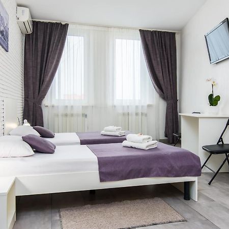 Skyhome Mini-Hotel Kyiv Exterior photo