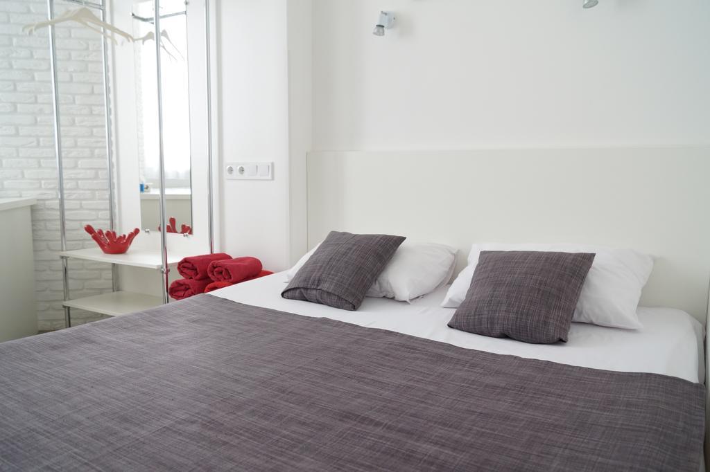 Skyhome Mini-Hotel Kyiv Exterior photo