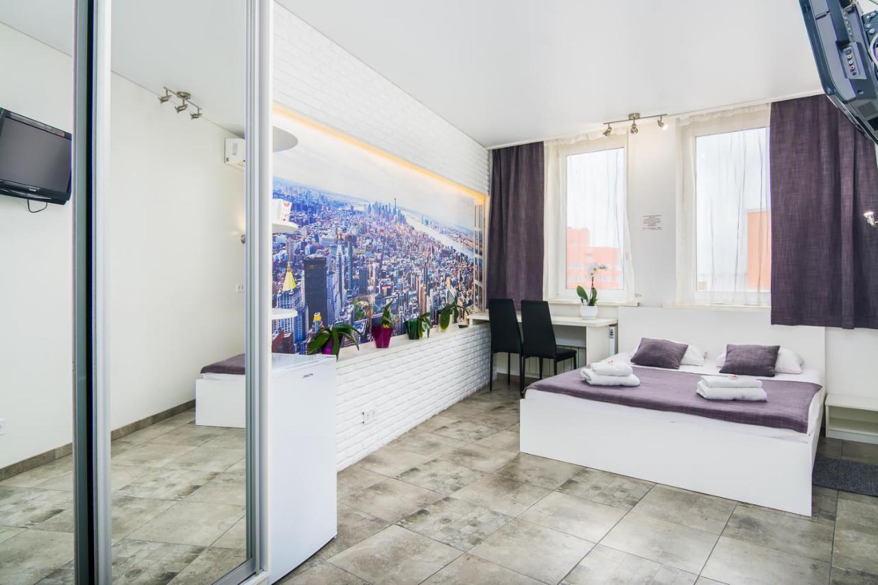 Skyhome Mini-Hotel Kyiv Exterior photo